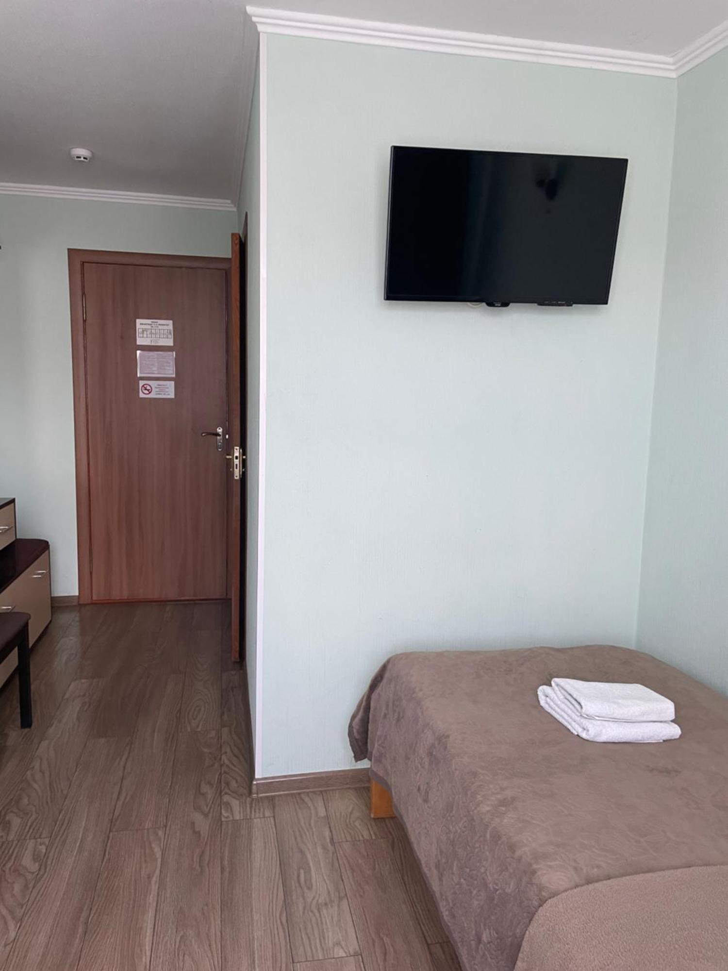 Готель "Дубно" Habitación foto